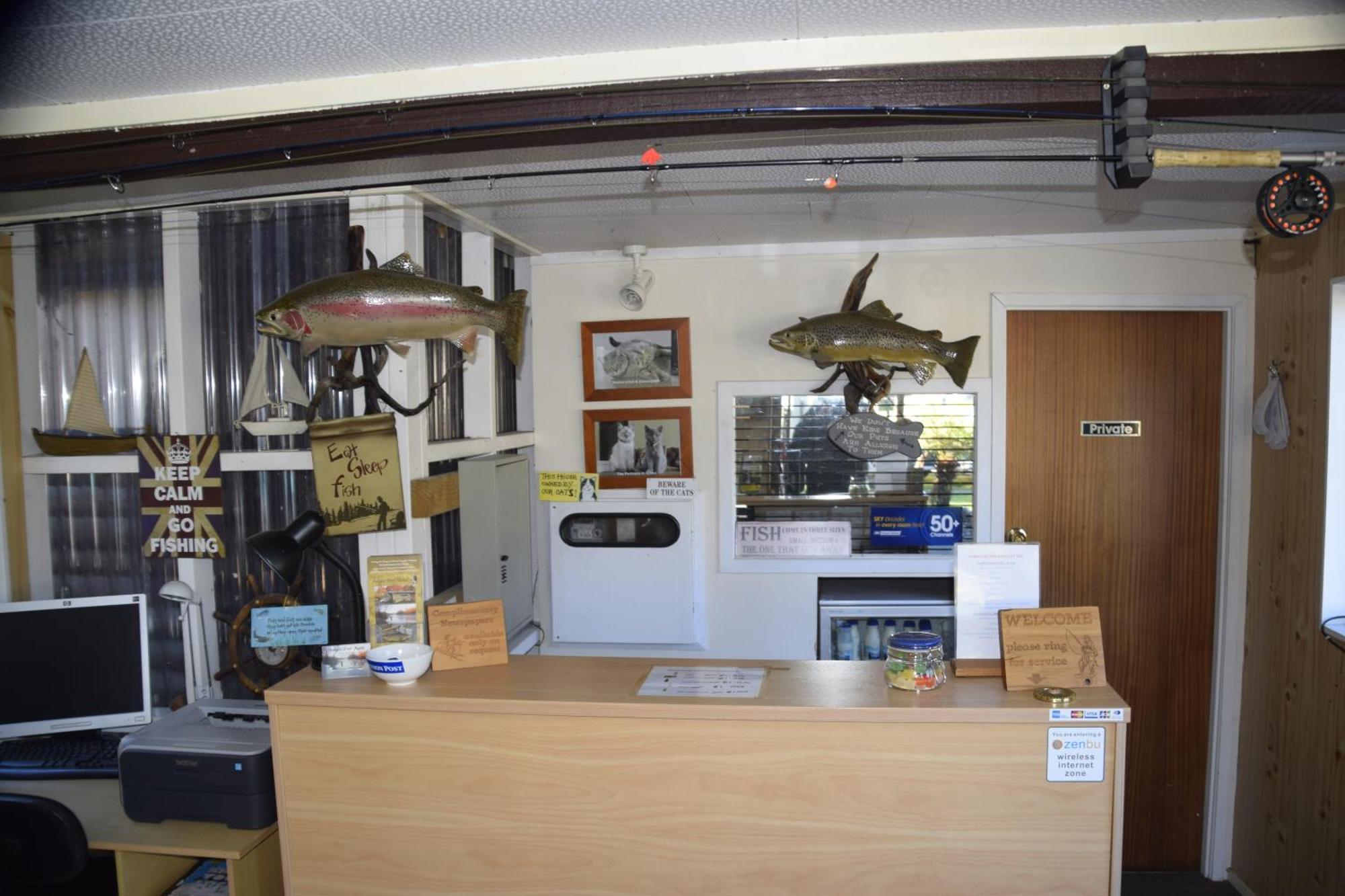 Judges Pool Motel Turangi Exterior photo