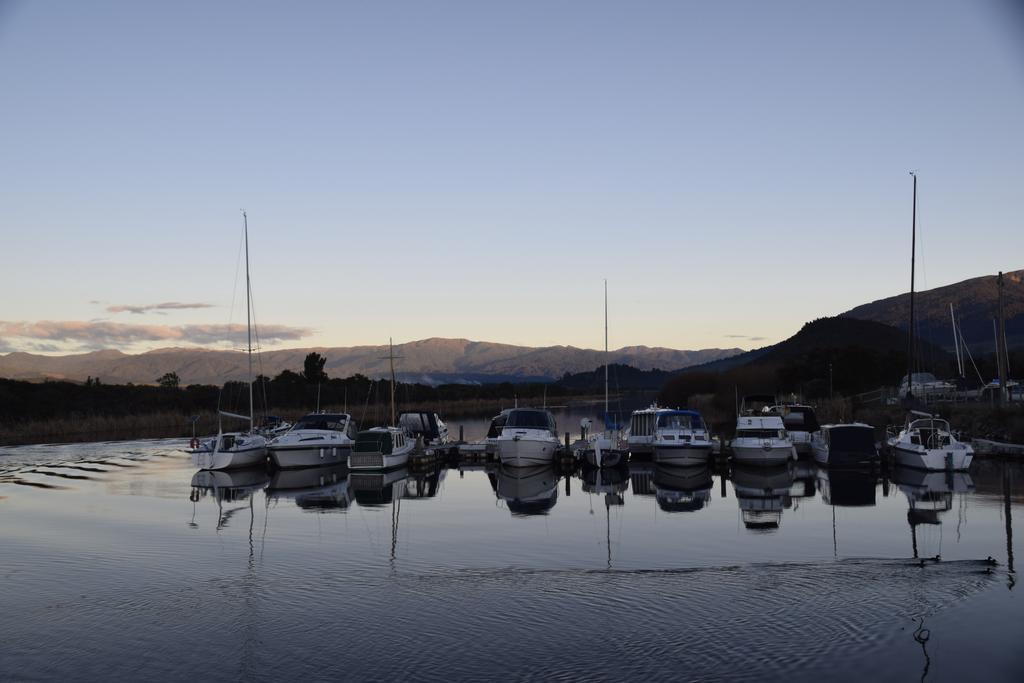 Judges Pool Motel Turangi Exterior photo